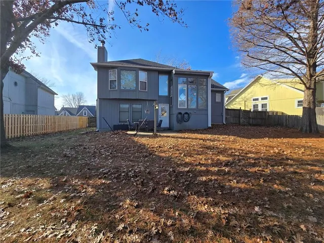 $2,650 | 6313 Aminda Street, Shawnee, KS 66226