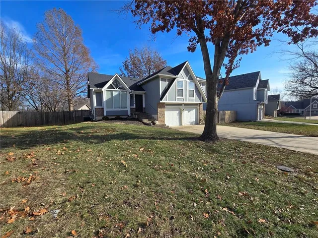 $2,650 | 6313 Aminda Street, Shawnee, KS 66226