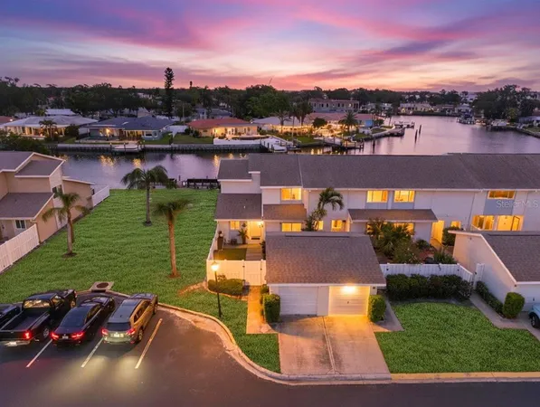$3,200 | 6537 Cape Hatteras Way Northeast, Unit 1, St. Petersburg, FL 33702