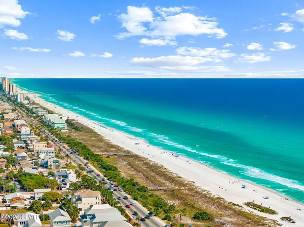 $2,500 | 615 Poinsettia Court, Panama City Beach, FL 32413