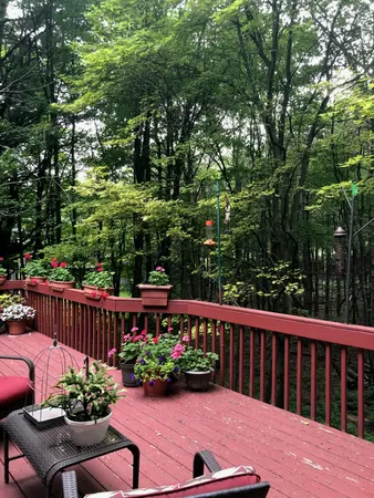 $549,999 | 10288 Hathaway Drive, Greenville, MI 48838