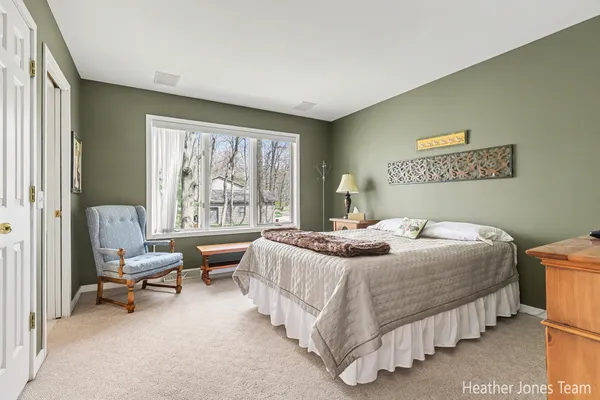 $549,999 | 10288 Hathaway Drive, Greenville, MI 48838
