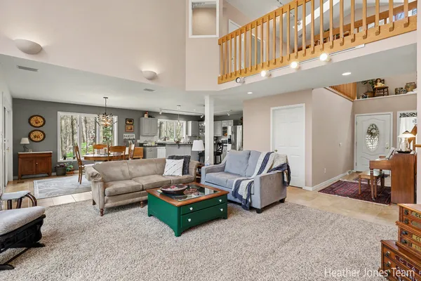 $549,999 | 10288 Hathaway Drive, Greenville, MI 48838