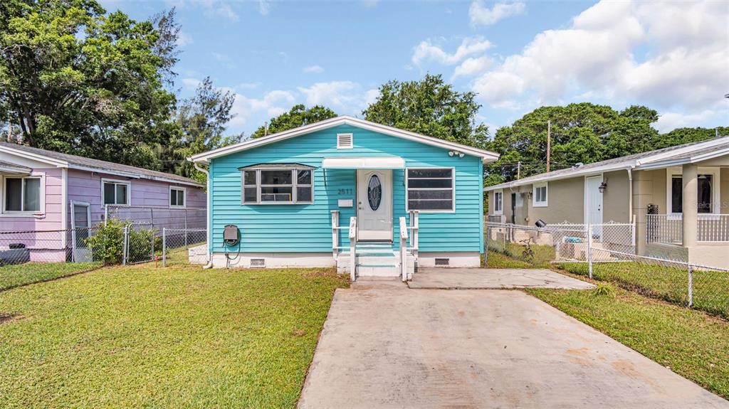 2511 Kingston St South  