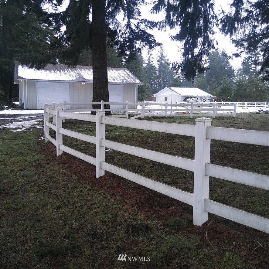 10345 School Land Road Southwest Rochester, WA 98579 - Photo 5 of 24
