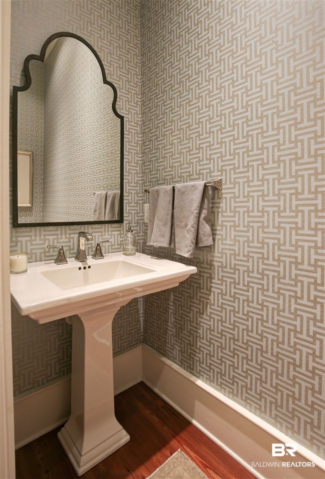 573 Falling Water Boulevard Fairhope, AL 36532 - Photo 19 of 40 powder room