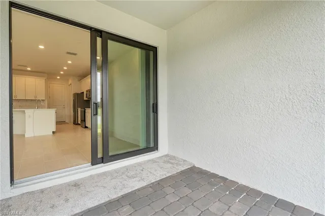 $3,000 | 4259 Sonoma Oaks Circle, Naples, FL 34119