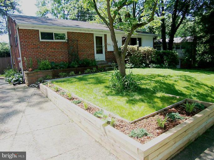 3712 Kenway Street Silver Spring, MD 20906 - Photo 1 of 20 Exterior (Main)