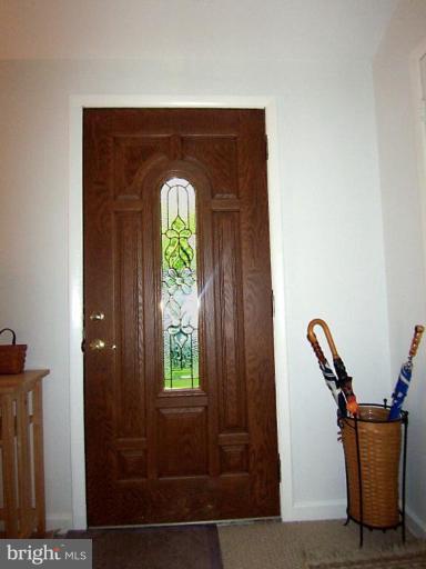 3712 Kenway Street Silver Spring, MD 20906 - Photo 3 of 20 Entrance / Foyer