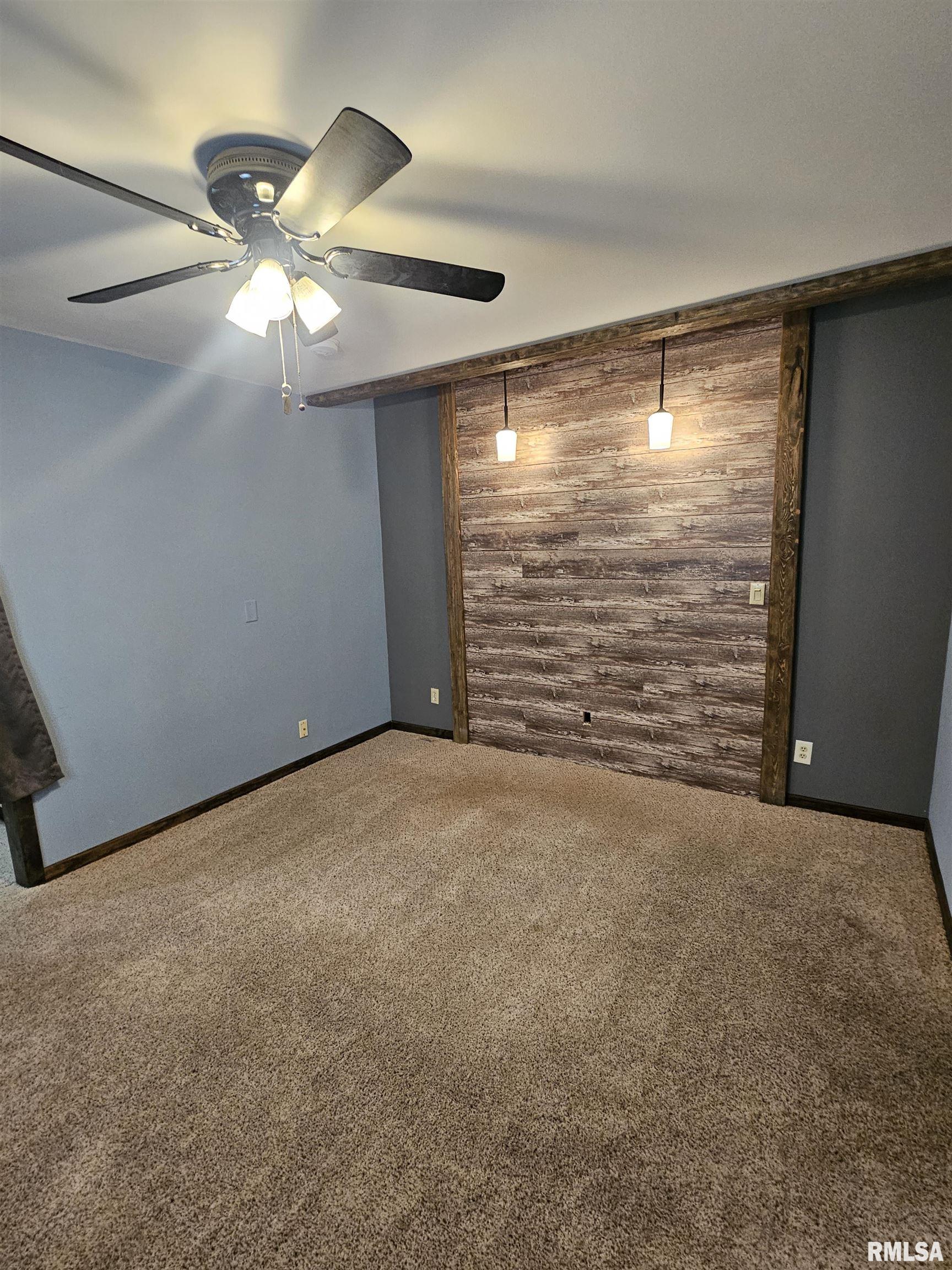 106 34th Avenue North Clinton, IA 52732 - Photo 14 of 31