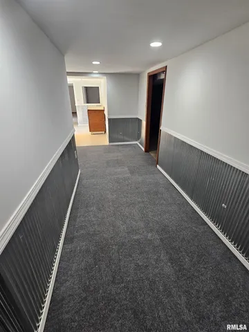 $105,000 | 106 34th Avenue North, Clinton, IA 52732