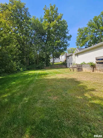 $105,000 | 106 34th Avenue North, Clinton, IA 52732