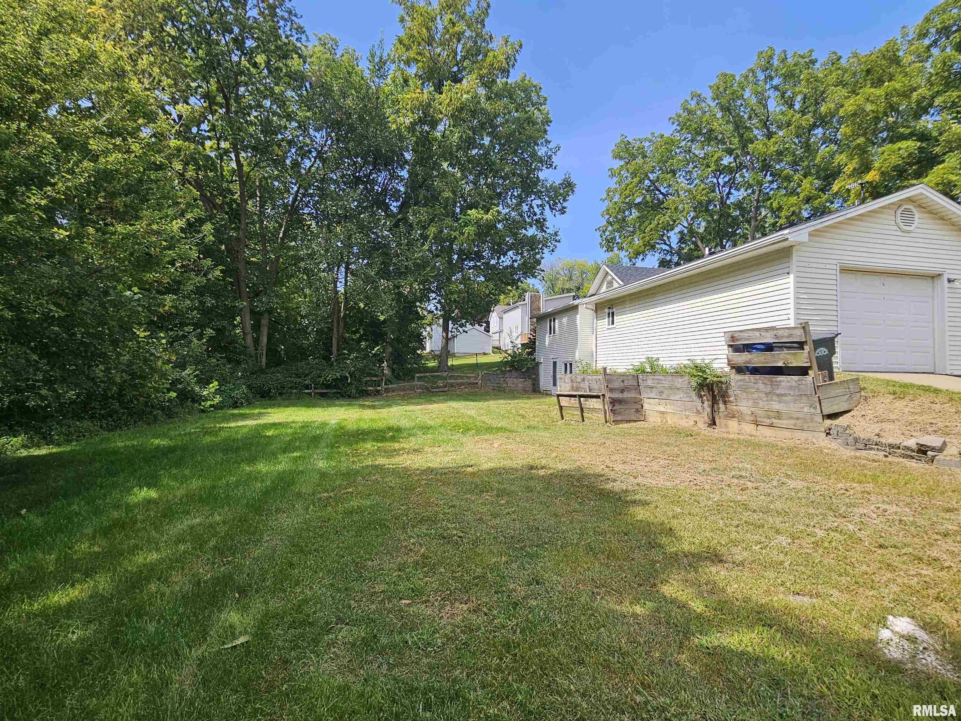 106 34th Avenue North Clinton, IA 52732 - Photo 31 of 31