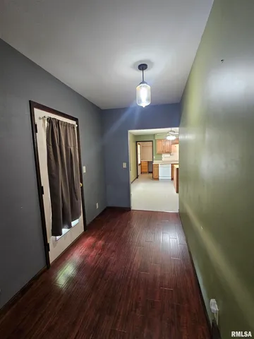 $105,000 | 106 34th Avenue North, Clinton, IA 52732