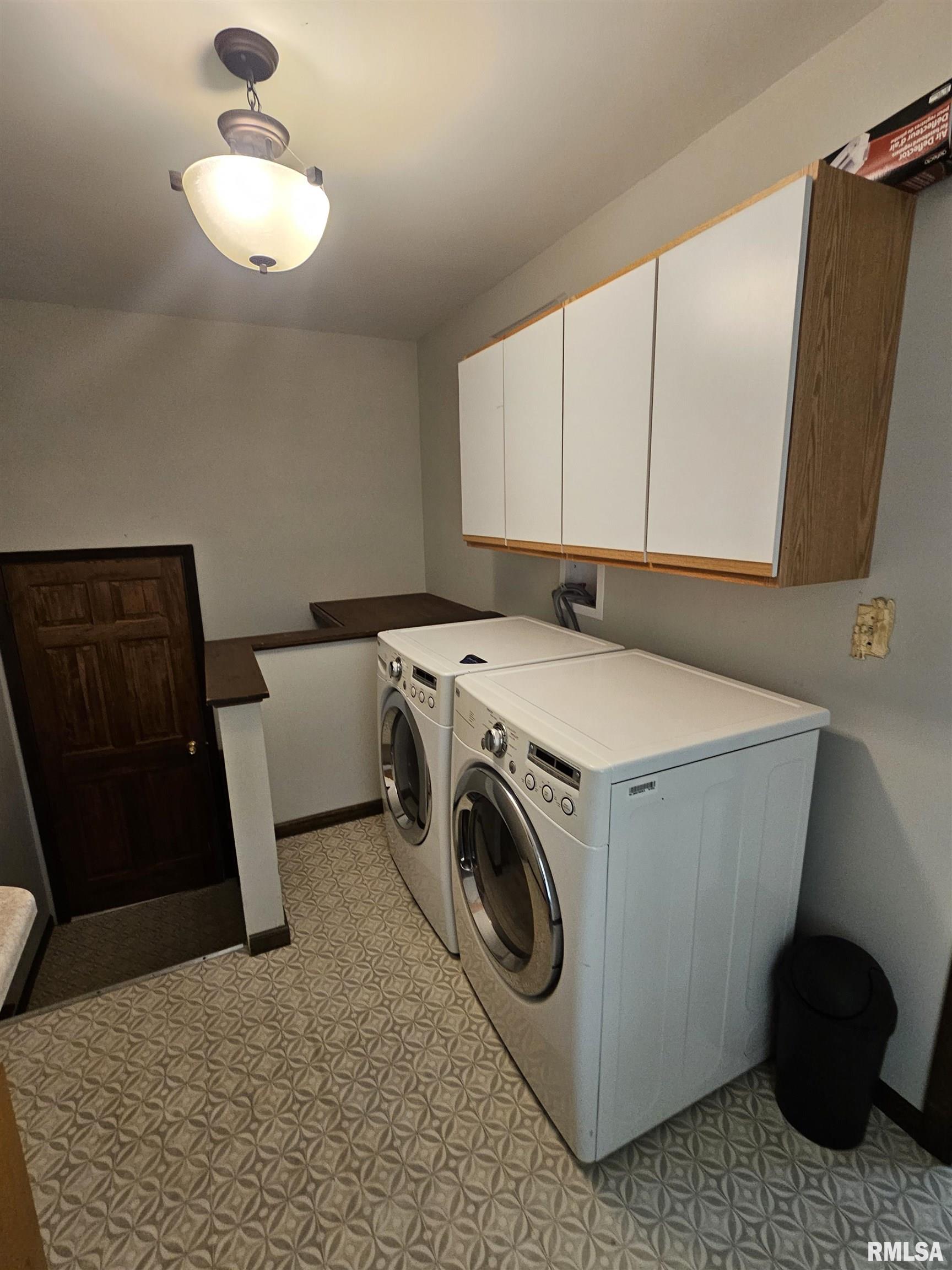 106 34th Avenue North Clinton, IA 52732 - Photo 10 of 31