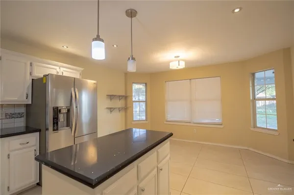 $2,400 | 1901 Duke Avenue, McAllen, TX 78504