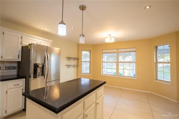 $2,400 | 1901 Duke Avenue, McAllen, TX 78504