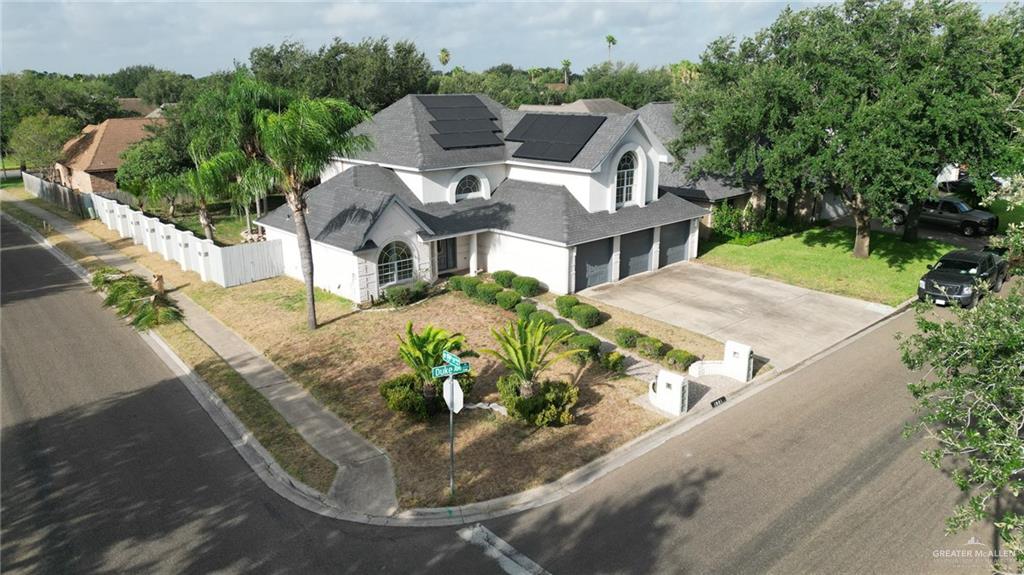 1901 Duke Avenue McAllen, TX 78504 - Photo 3 of 44 Drone / aerial view
