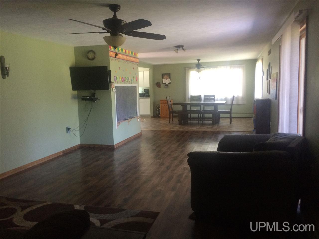 7013 M 5 Escanaba, MI 49829 - Photo 5 of 22