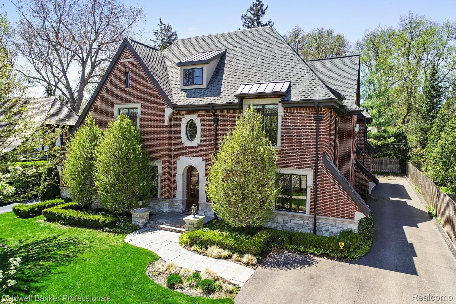 350 Aspen Road Birmingham, MI 48009 - Photo 2 of 60 Welcome to 350 Aspen, Birmingham!