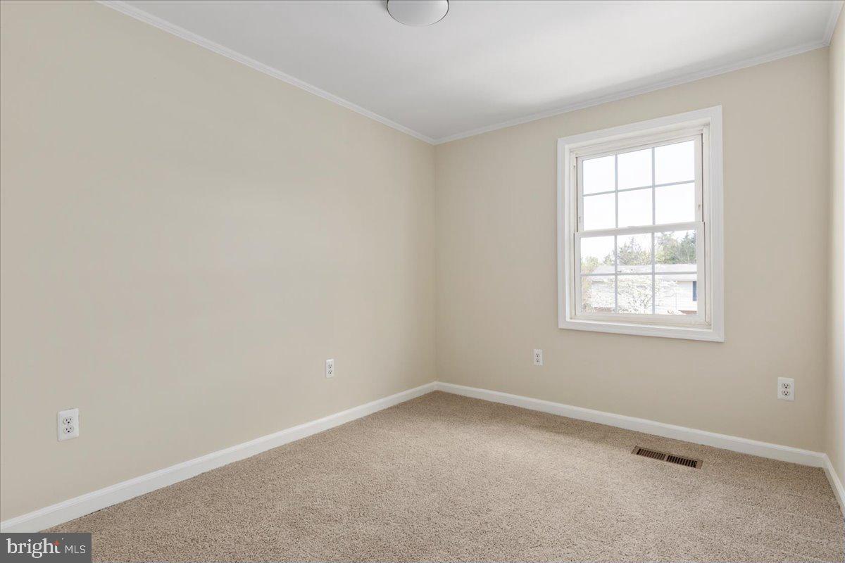 1811 Picadilly Circus Culpeper, VA 22701 - Photo 12 of 16 an empty room with a window