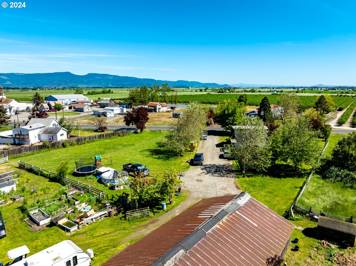 30557 Diamond Hill Road Harrisburg, OR 97446 - Photo 14 of 18 Gallery Image 14