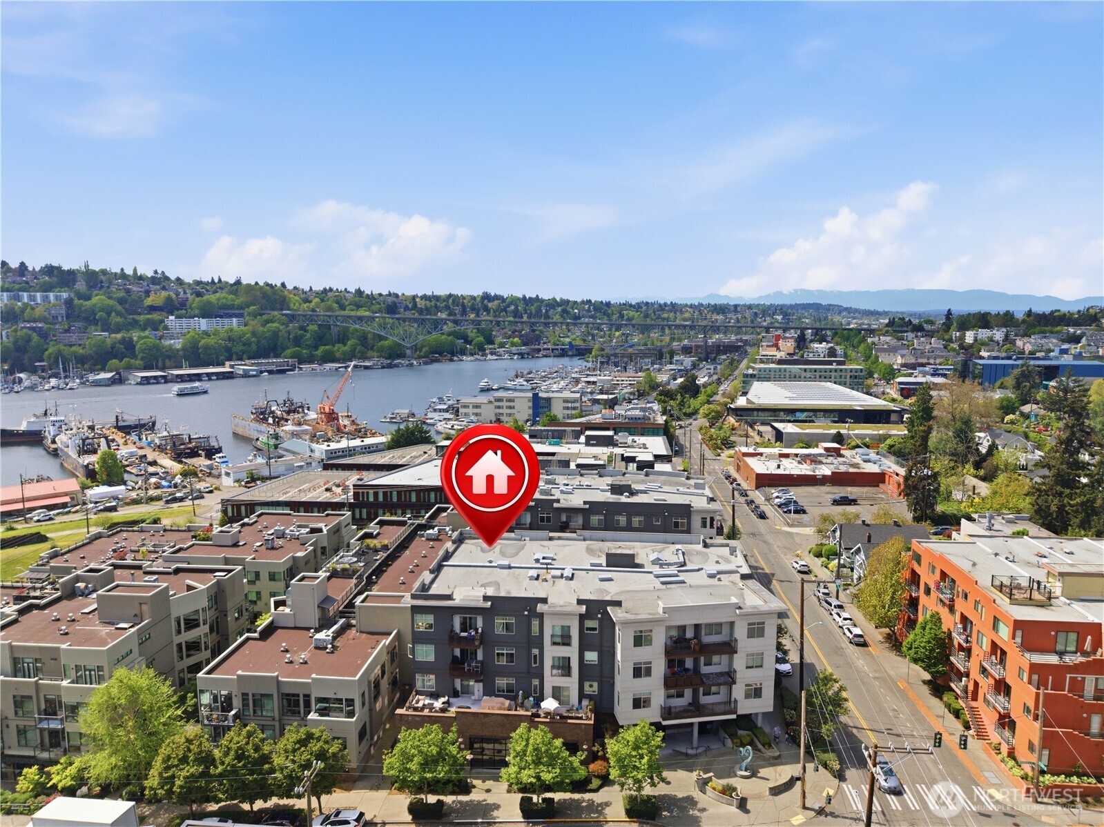 3333 Wallingford Avenue North, Unit 203 Seattle, WA 98103 - Photo 34 of 37 a view of a city