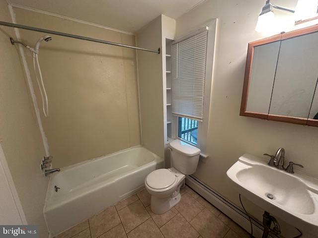 519 Twin County Road Honey Brook, PA 19344 - Photo 3 of 14 a bathroom with a sink toilet and shower