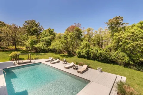 10 Scotch Mist Lane, Southampton, NY 11968