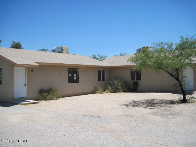375 East Corona Road Tucson, AZ 85756 - Photo 1 of 20 Gallery Image 1