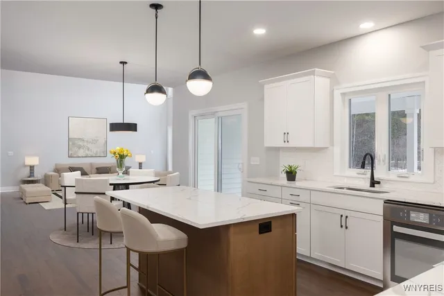 $886,900 | 21 Fieldstream Lane, Lancaster, NY 14086