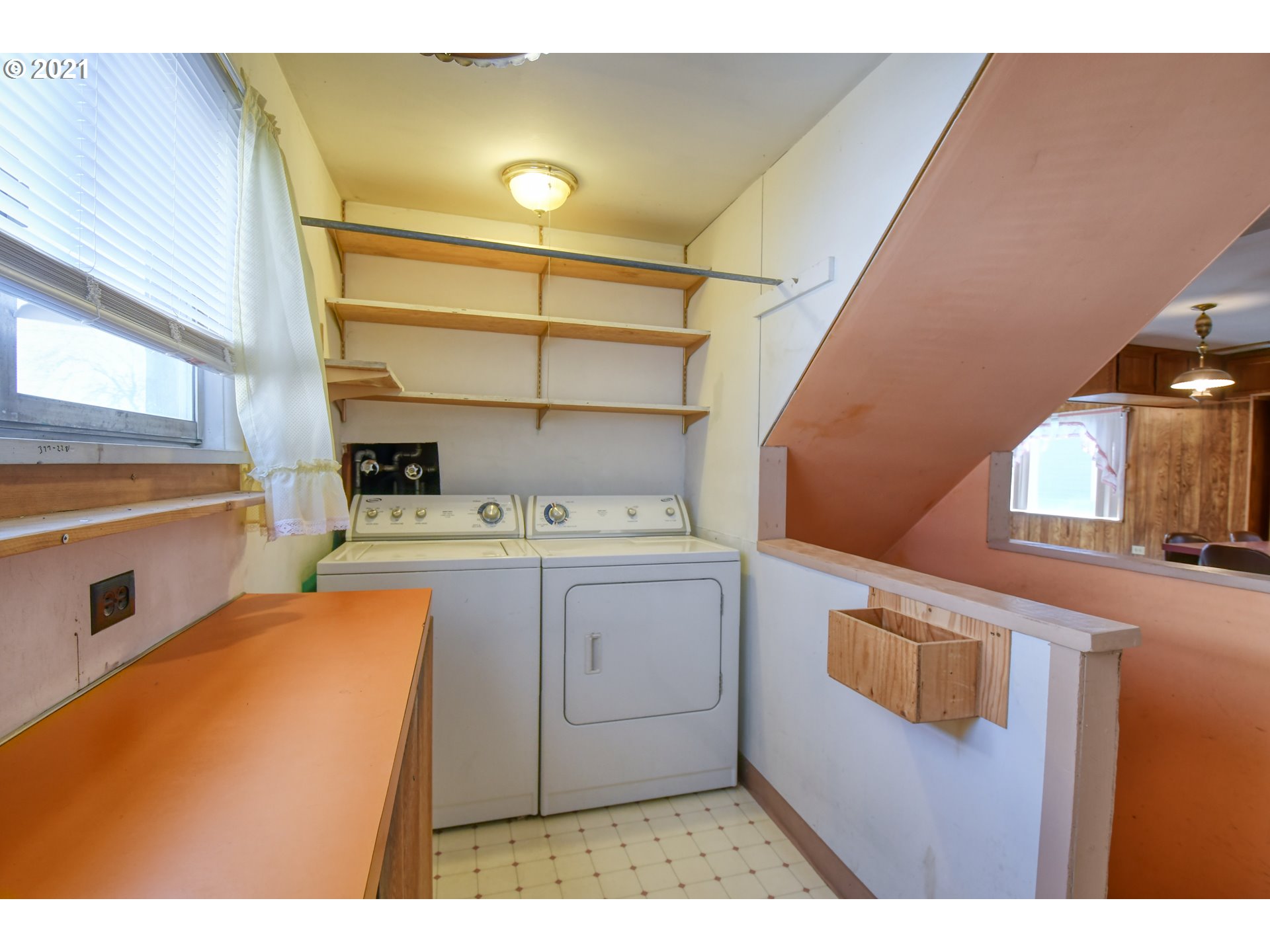327 Southwest 15th Street Pendleton, OR 97801 - Photo 11 of 24