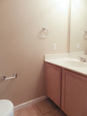 $1,400 | 11901 Swearingen Drive, Unit 104, Austin, TX 78758