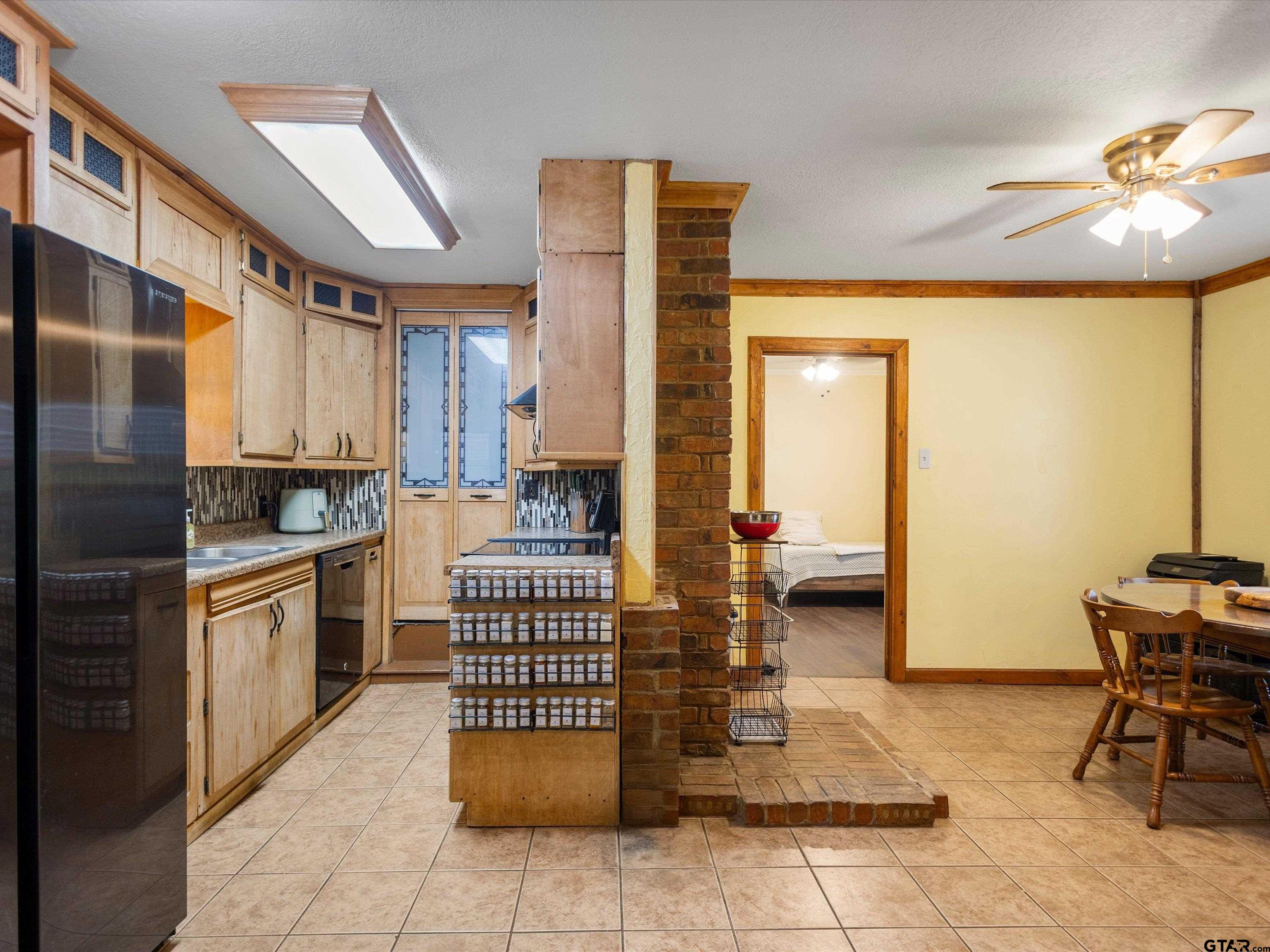 2360 Elk Road Gilmer, TX 75644 - Photo 13 of 38