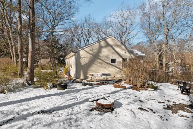 $535,000 | 176 Maple Avenue South, Flanders, NY 11901