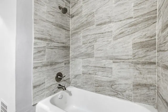 $1,600 | 1541 Washington Avenue, Lincoln Park, MI 48146