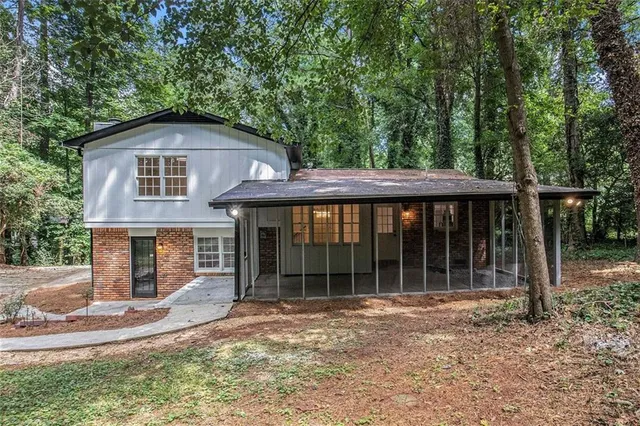 $349,900 | 608 Pamela Court Southwest, Lawrenceville, GA 30044