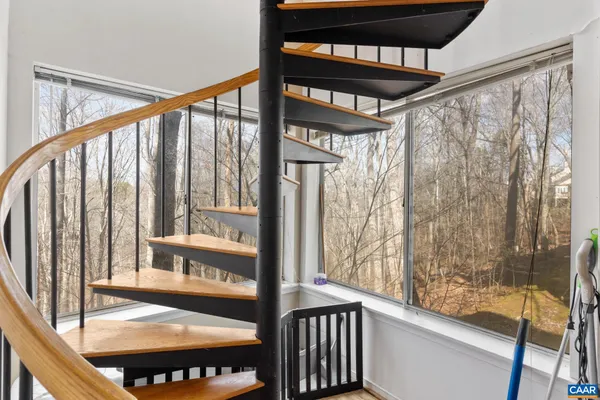 $299,999 | 1250 Clifden Green, Charlottesville, VA 22901