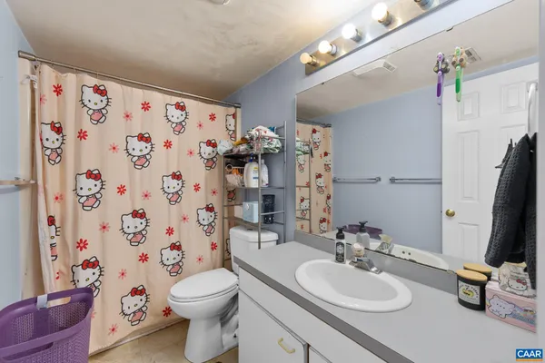 $299,999 | 1250 Clifden Green, Charlottesville, VA 22901