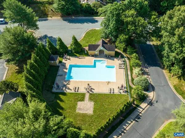 $299,999 | 1250 Clifden Green, Charlottesville, VA 22901