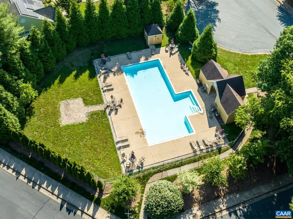 $299,999 | 1250 Clifden Green, Charlottesville, VA 22901