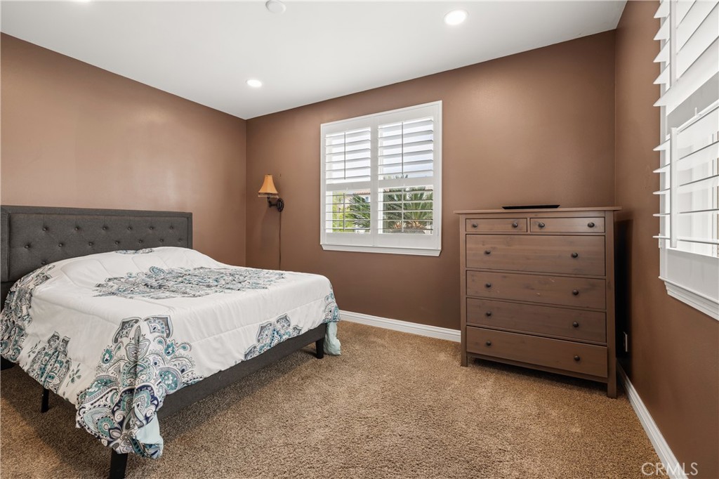 5474 Sunlight Street Simi Valley, CA 93063 - Photo 20 of 62 Downstairs bedroom ideal for guests or home office