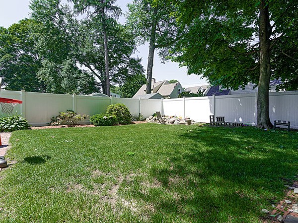 50 Edwin Road Waltham, MA 02453 - Photo 16 of 19 Gallery Image 16