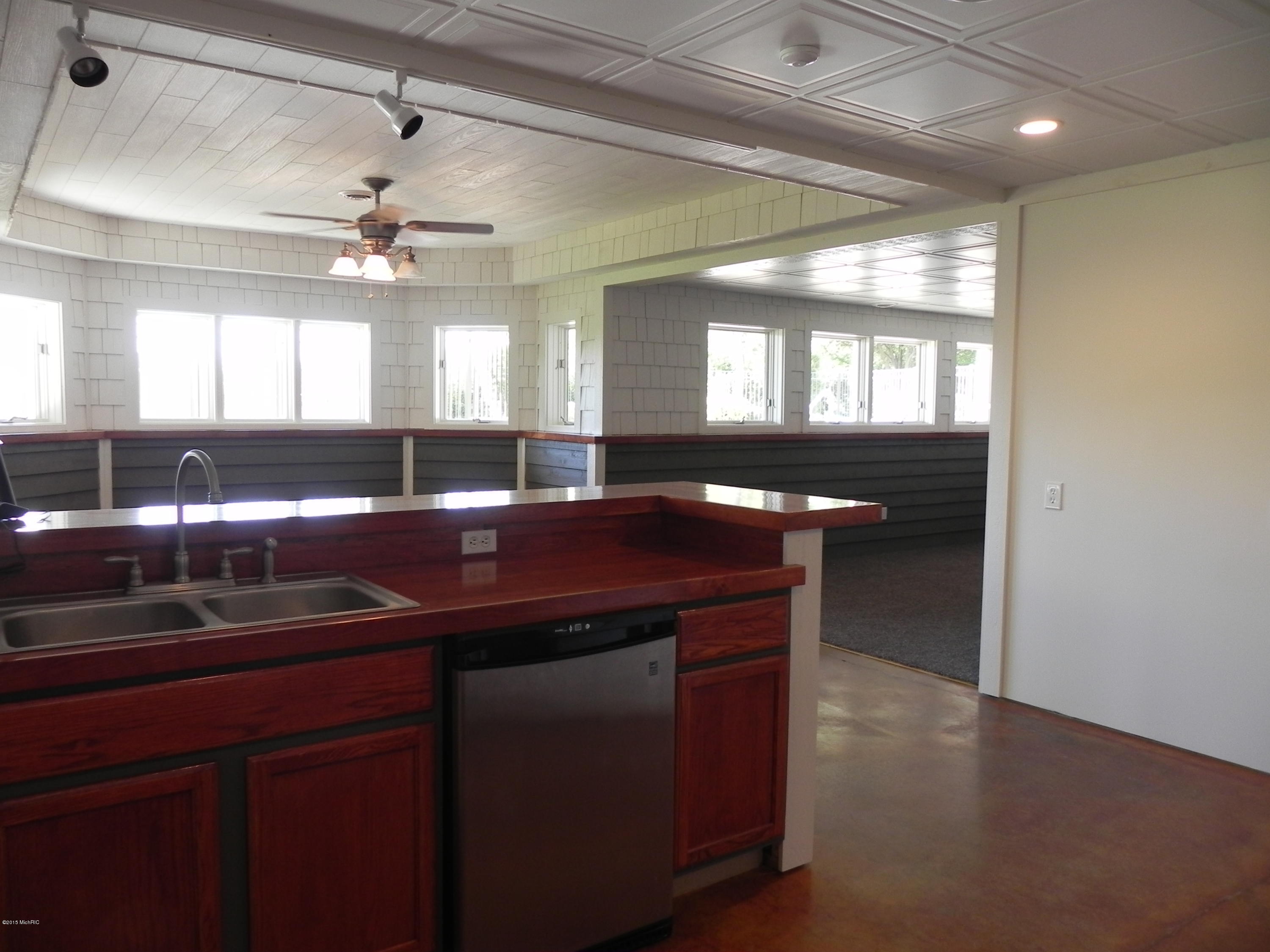 45345 Cr 352 Decaturtownship Vanburen Mi 49045 Decatur, MI 49045 - Photo 13 of 17 DSCN3909