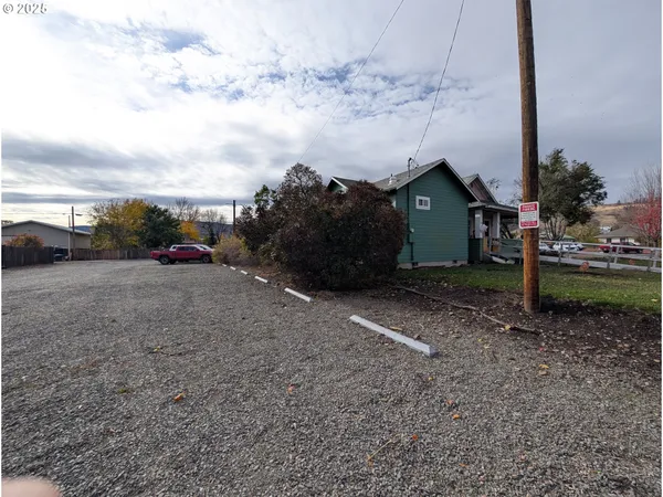 $245,000 | 1408 T Avenue, La Grande, OR 97850