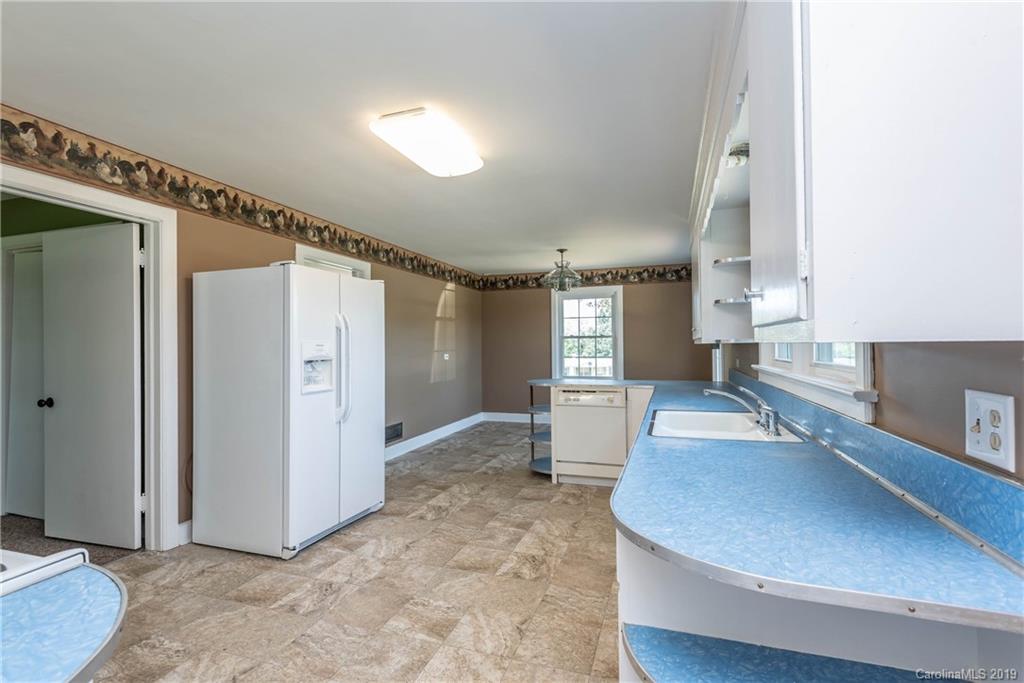 2705 Doc Pugh Road Connelly Springs, NC 28612 - Photo 27 of 40 Gallery Image 27