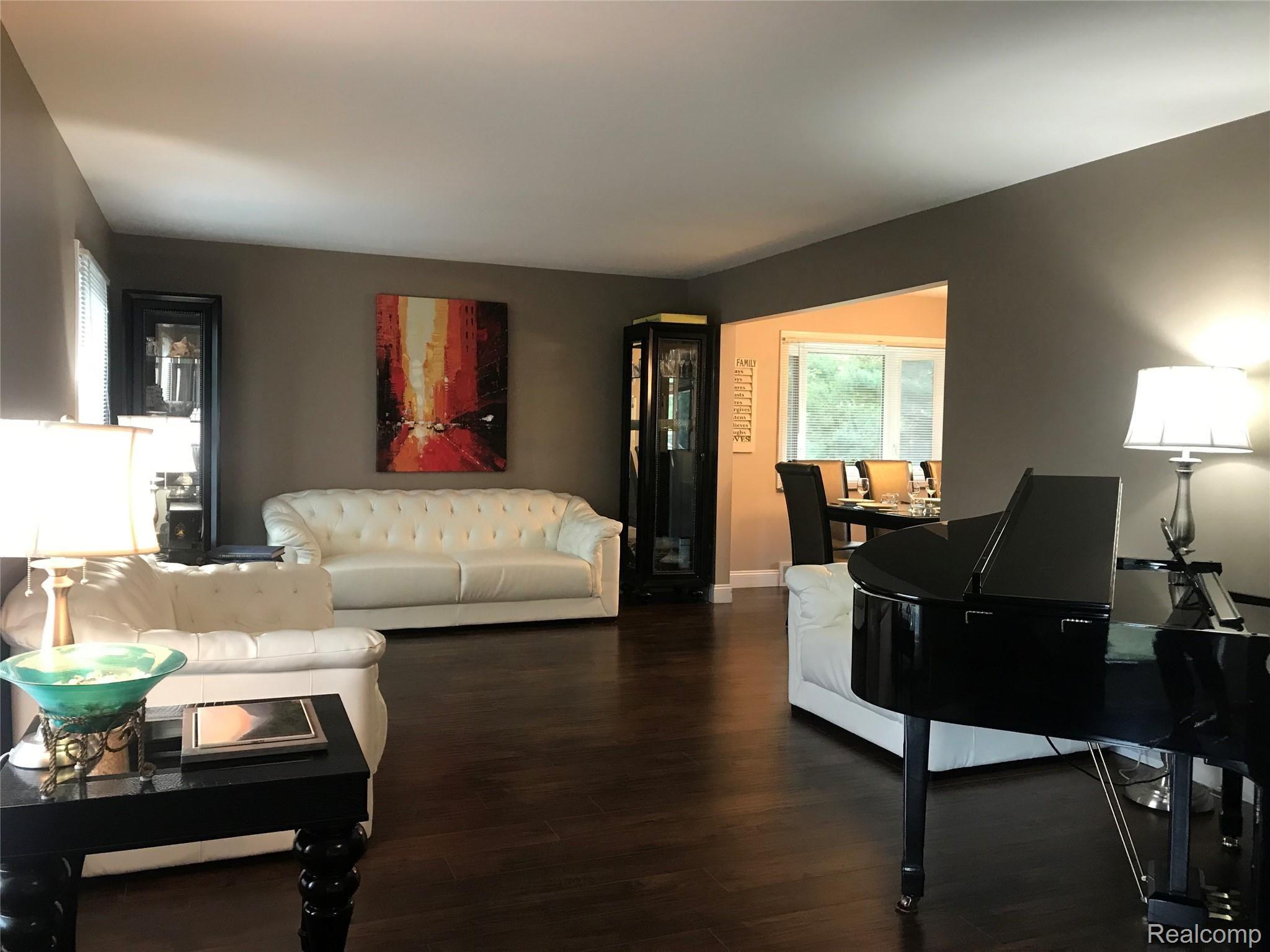 48700 West 10 Mile Road Novi, MI 48374 - Photo 2 of 33 IMG-2462.jpg