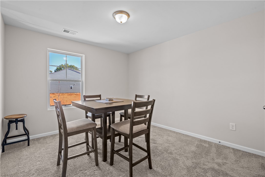 240 Wimbledon Way Seneca, SC 29678 - Photo 24 of 32 Gallery Image 24