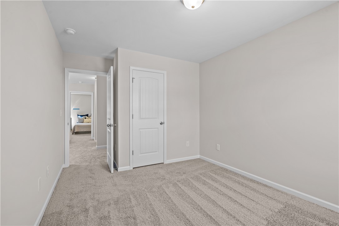 240 Wimbledon Way Seneca, SC 29678 - Photo 25 of 32 Gallery Image 25