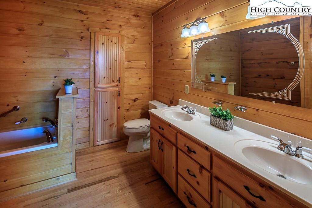 2306 Buck Mountain Road Purlear, NC 28665 - Photo 23 of 49